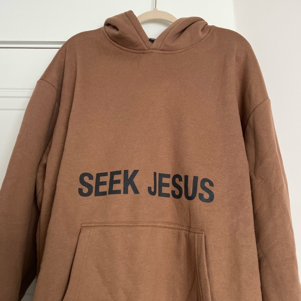 SEEK JESUS BRAND BROWN HOODIE